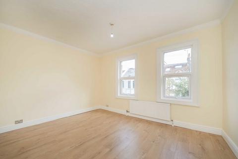 11 Moffat Road, London, SW17 7EZ
