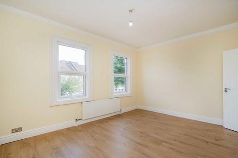 11 Moffat Road, London, SW17 7EZ