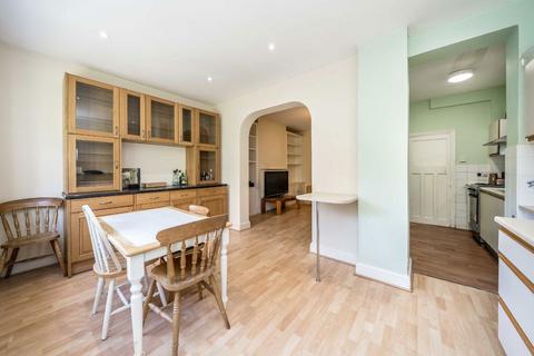 3 bedroom house for sale, Links Road, London SW17