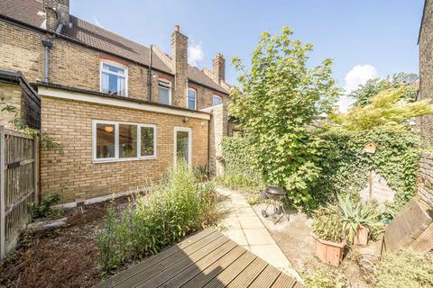 3 bedroom house for sale, Links Road, London SW17