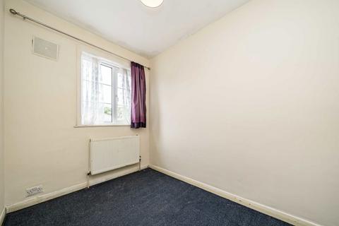 129 Southcroft Road, London, SW17 9TN