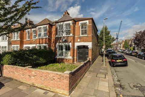 2 bedroom maisonette for sale, Mellison Road, London SW17