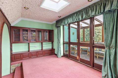 2 bedroom semi-detached house for sale, Selby Rise, Uckfield, East Sussex, TN22