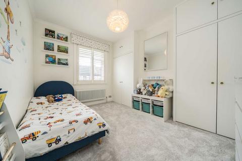 14 Deal Road, London, SW17 9JW