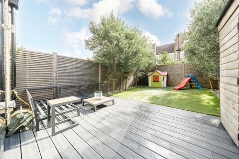 14 Deal Road, London, SW17 9JW