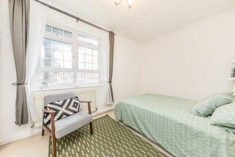 1 bedroom flat for sale, Hazelhurst Road, London SW17