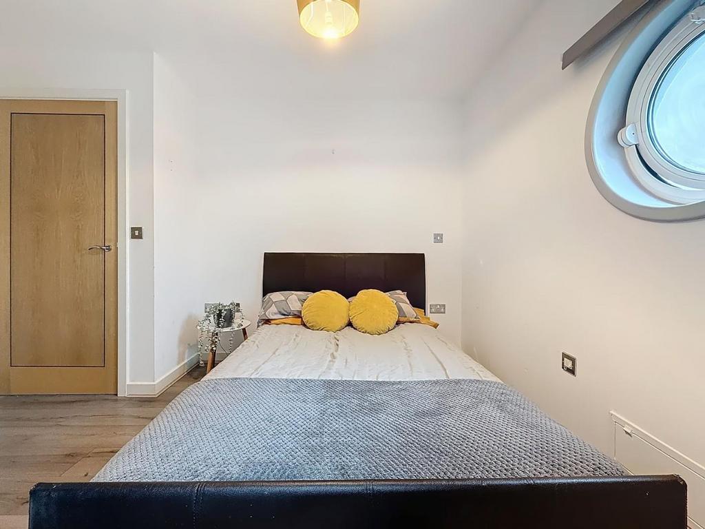 Double Bedroom