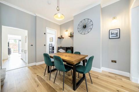 3 bedroom house for sale, Mitcham Road, London SW17