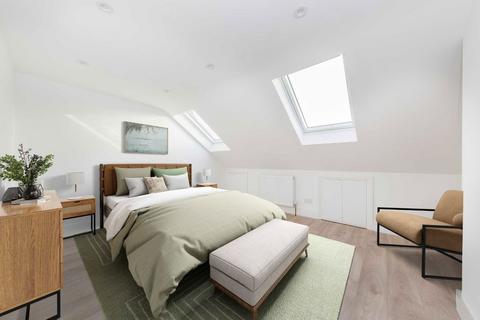 2 bedroom flat to rent, Heaton Road, Mitcham CR4