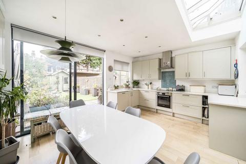 4 bedroom house for sale, Moring Road, London SW17