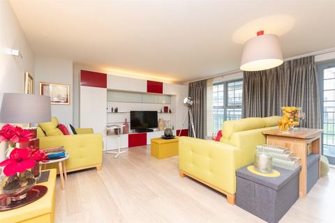 141 Esparto Way, South Darenth, Dartford, DA4 9LN
