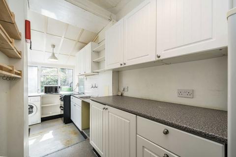 2 bedroom house for sale, Bickersteth Road, London SW17