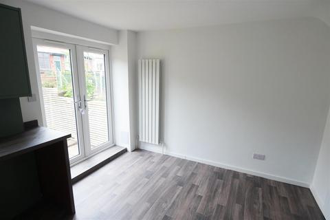 3 bedroom house for sale, New Bank Street, Morley, Leeds