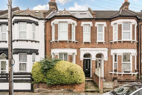 2 bedroom flat for sale, Bickersteth Road, London SW17