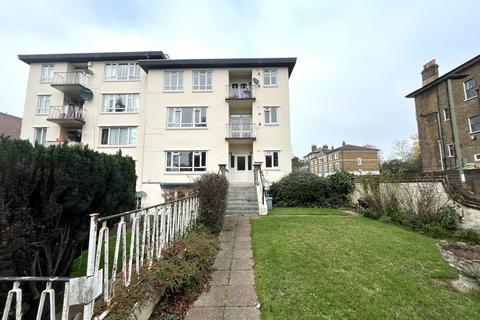 2 bedroom flat to rent, Vogue Court, 107-109 Widmore Road, Bromley, Kent, BR1