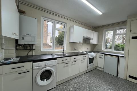 2 bedroom flat to rent, Vogue Court, 107-109 Widmore Road, Bromley, Kent, BR1