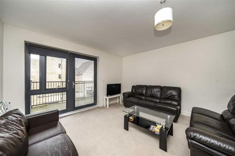 2 bedroom flat to rent, Fisher Close, London SE16