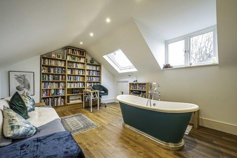 78 Whitton Road, Twickenham, TW1 1BS