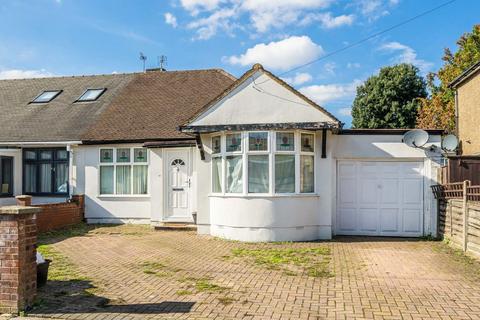 4 bedroom bungalow for sale, Cheyne Avenue, Whitton TW2