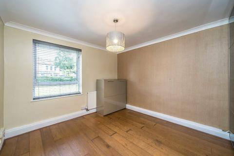 1 bedroom flat for sale, Whitton Road, Twickenham TW1