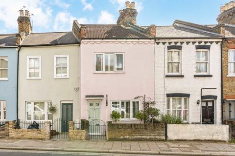 2 bedroom terraced house for sale, Staines Road, Twickenham TW2