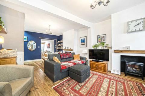 2 bedroom terraced house for sale, Staines Road, Twickenham TW2