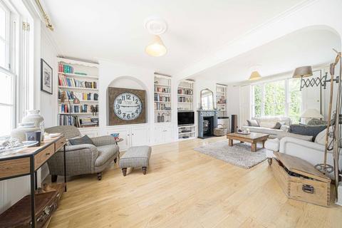 4 bedroom semi-detached house for sale, Trafalgar Road, Twickenham TW2