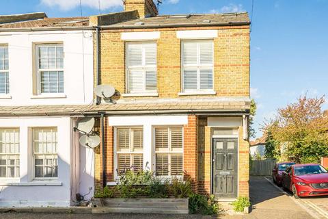 1 bedroom flat for sale, Camac Road, Twickenham TW2