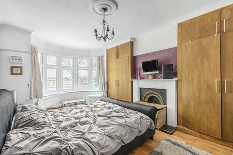 133 Powder Mill Lane, Twickenham, TW2 6EG