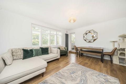 2 bedroom flat for sale, Hampton Road, Twickenham TW2