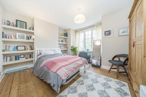 31 Crane Road, Twickenham, TW2 6RX
