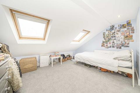 31 Crane Road, Twickenham, TW2 6RX