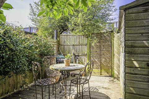 31 Crane Road, Twickenham, TW2 6RX