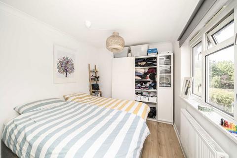 2 bedroom maisonette for sale, Prospect Crescent, Whitton TW2