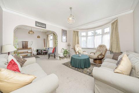 4 bedroom semi-detached house for sale, Hanworth Road, Hounslow TW4