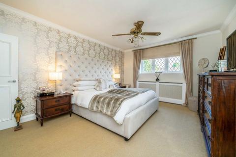 7 bedroom detached house for sale, Strawberry Vale, Strawberry Hill TW1