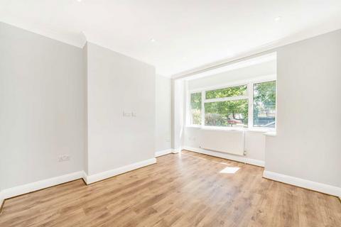 2 bedroom flat for sale, Chertsey Road, Twickenham TW2