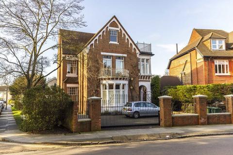 2 bedroom flat to rent, Strawberry Hill Road, Strawberry Hill TW1