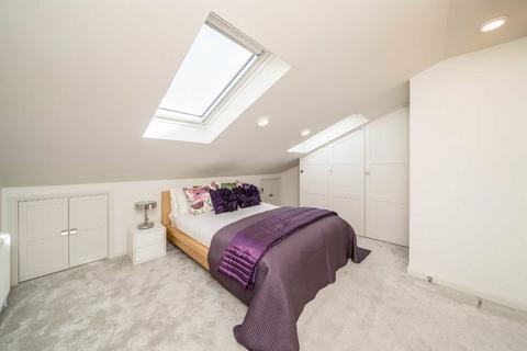 54b Waldegrave Park, Twickenham, TW1 4TQ