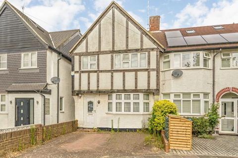 3 bedroom terraced house for sale, Lisbon Avenue, Twickenham TW2