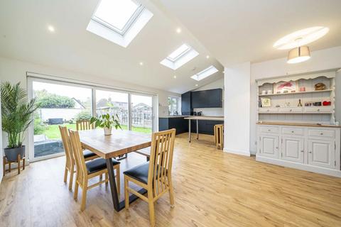 5 bedroom semi-detached house for sale, Waverley Avenue, Whitton TW2