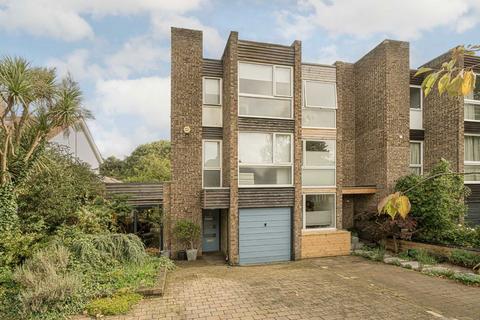 4 bedroom end of terrace house for sale, Cole Park Road, Twickenham TW1