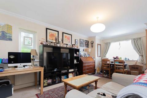 1 bedroom flat to rent, Sherland Road, Twickenham TW1