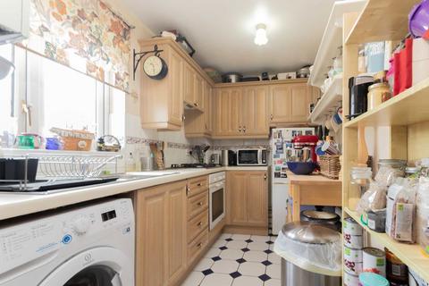 1 bedroom flat to rent, Sherland Road, Twickenham TW1