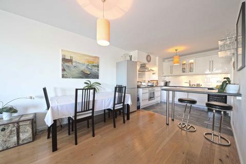 1 bedroom flat to rent, Nine Elms Lane, London SW8