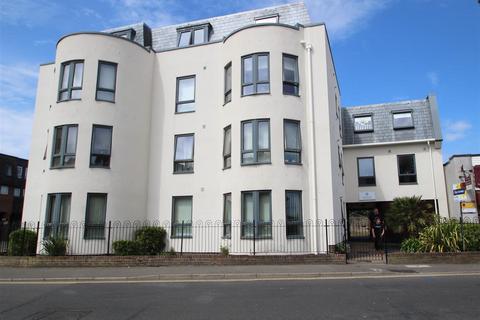 2 bedroom apartment for sale, Arundel Road, Littlehampton