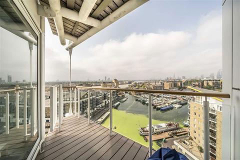 2 bedroom flat for sale, Basin Approach, London E14