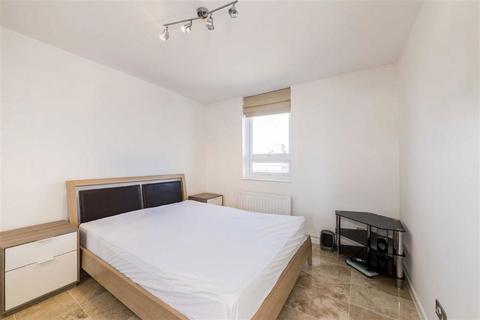 2 bedroom flat to rent, Burr Close, London E1W