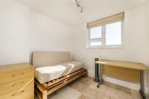 2 bedroom flat to rent, Burr Close, London E1W