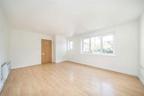 2 bedroom flat for sale, Morton Close, London E1